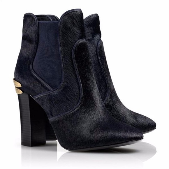 Tory Burch Shoes - NWOT Tory Burch Gold DragonFly Navy Booties, 7.5
